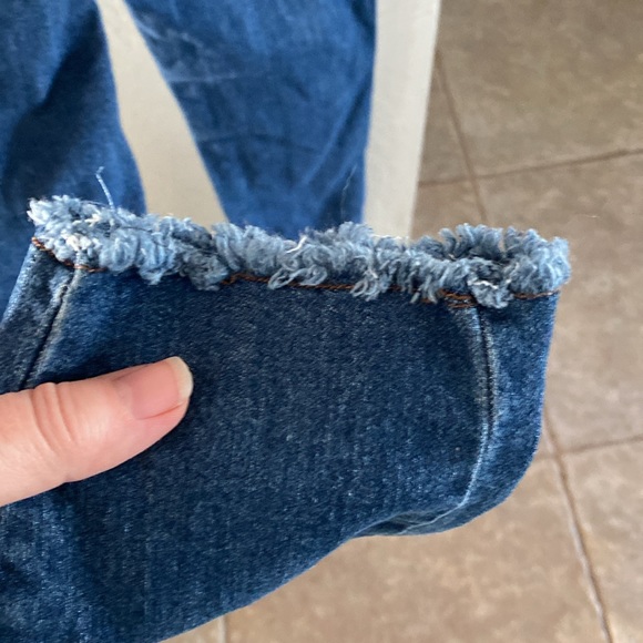 Dark jeans with diamonds - cutoff hem- Girls - Picture 4 of 4